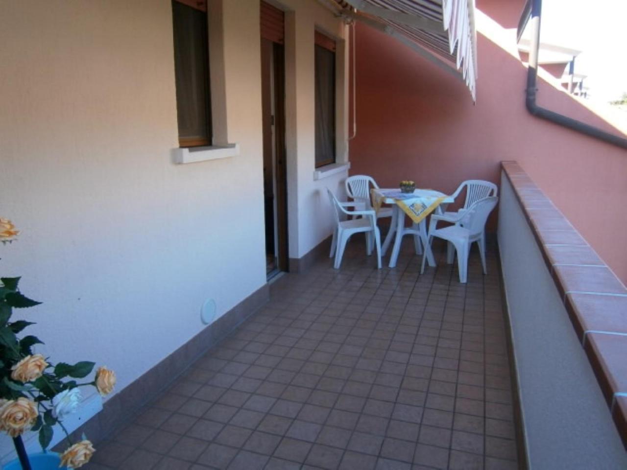 Azzurro Apartment บิบิโอเน ภายนอก รูปภาพ